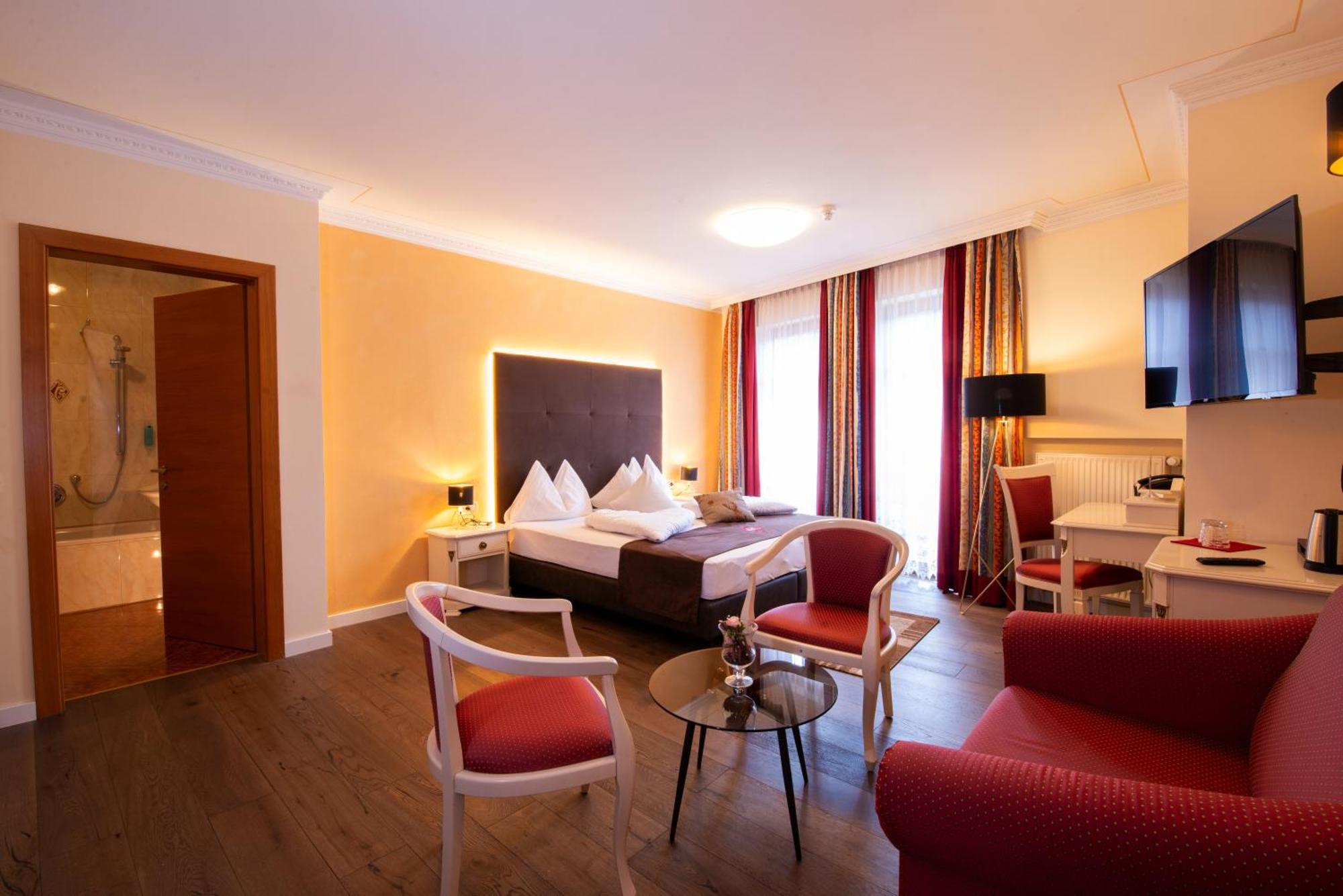 Hotel Engel ズルデルノ エクステリア 写真