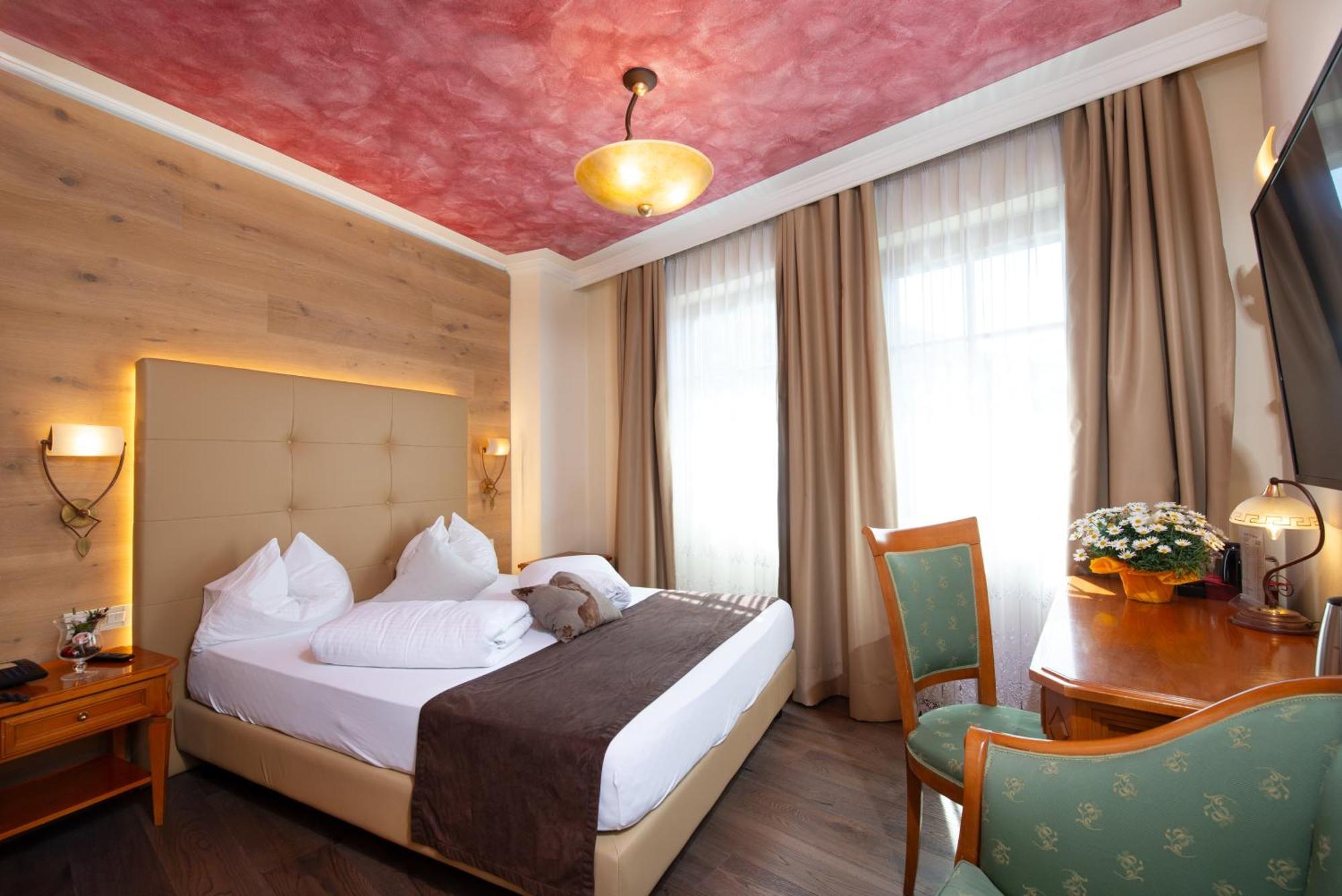 Hotel Engel ズルデルノ エクステリア 写真