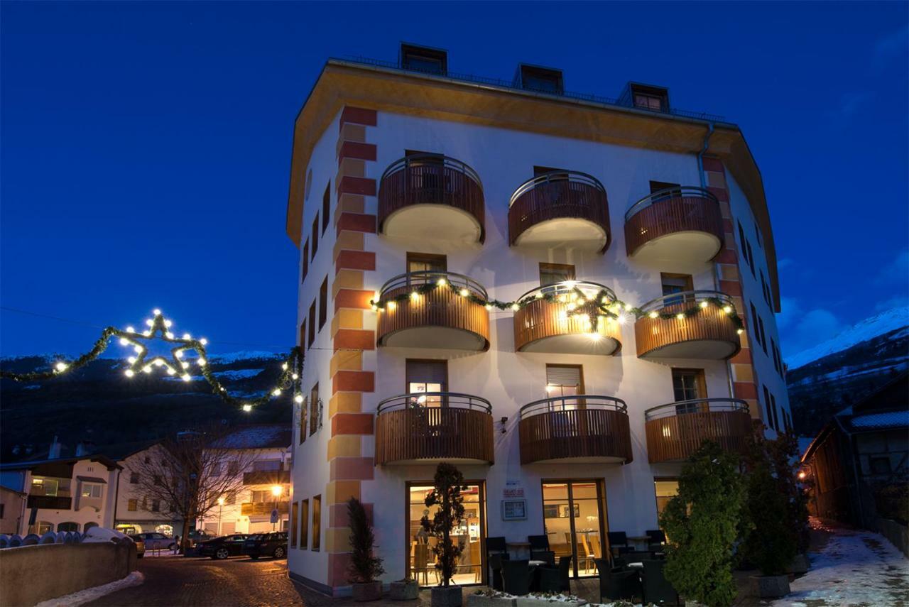 Hotel Engel ズルデルノ エクステリア 写真