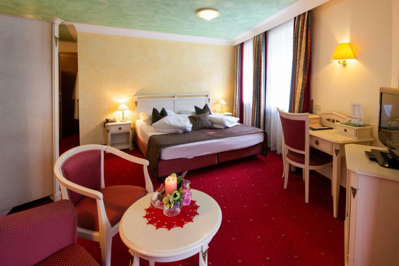 Hotel Engel ズルデルノ エクステリア 写真