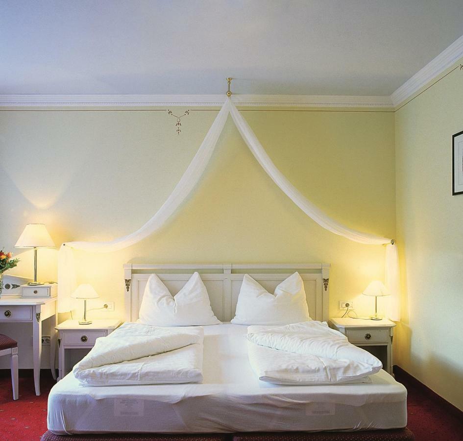 Hotel Engel ズルデルノ エクステリア 写真